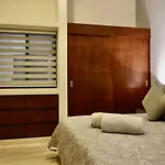 L Condos - Luxury Apartments By Spot Rentals